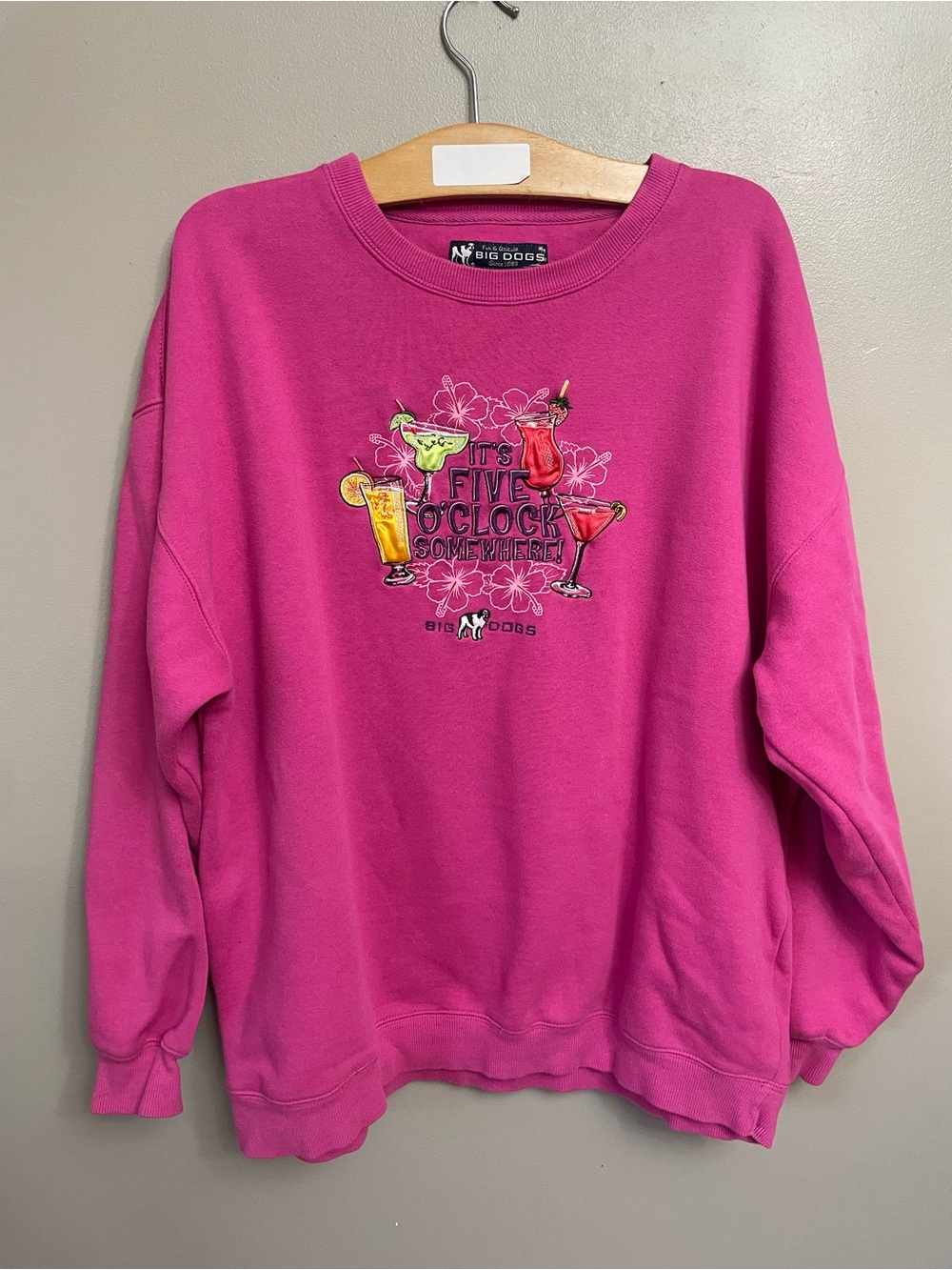 Big Dogs women’s XL “it’s five o’clock somewhere” martini pink sweatshirt
